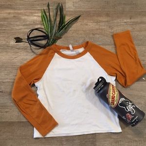 3/4 baseball crop top
